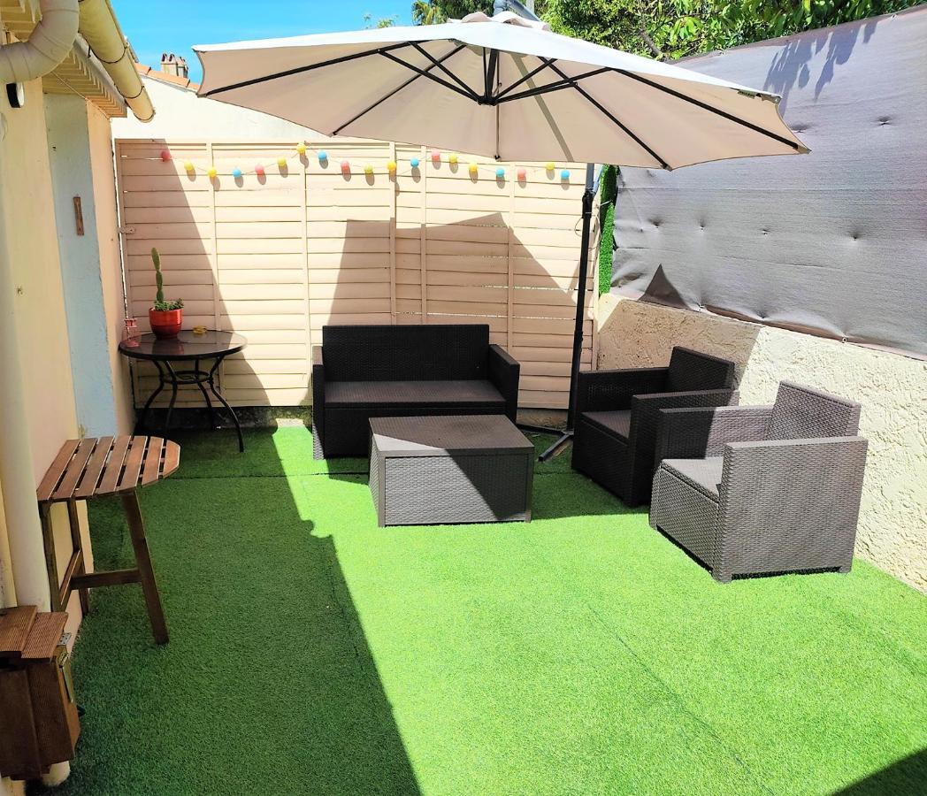 Maison T2 Proche Mer Jardin Spa Jacuzzi Et Parking Сикс-Фор-ле-Плаж Екстериор снимка